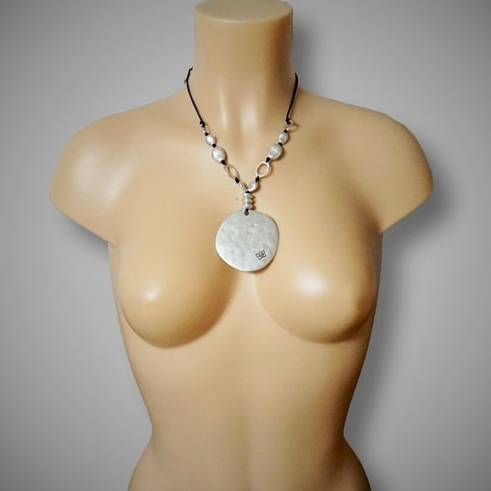 BELLA UNO NECKLACE